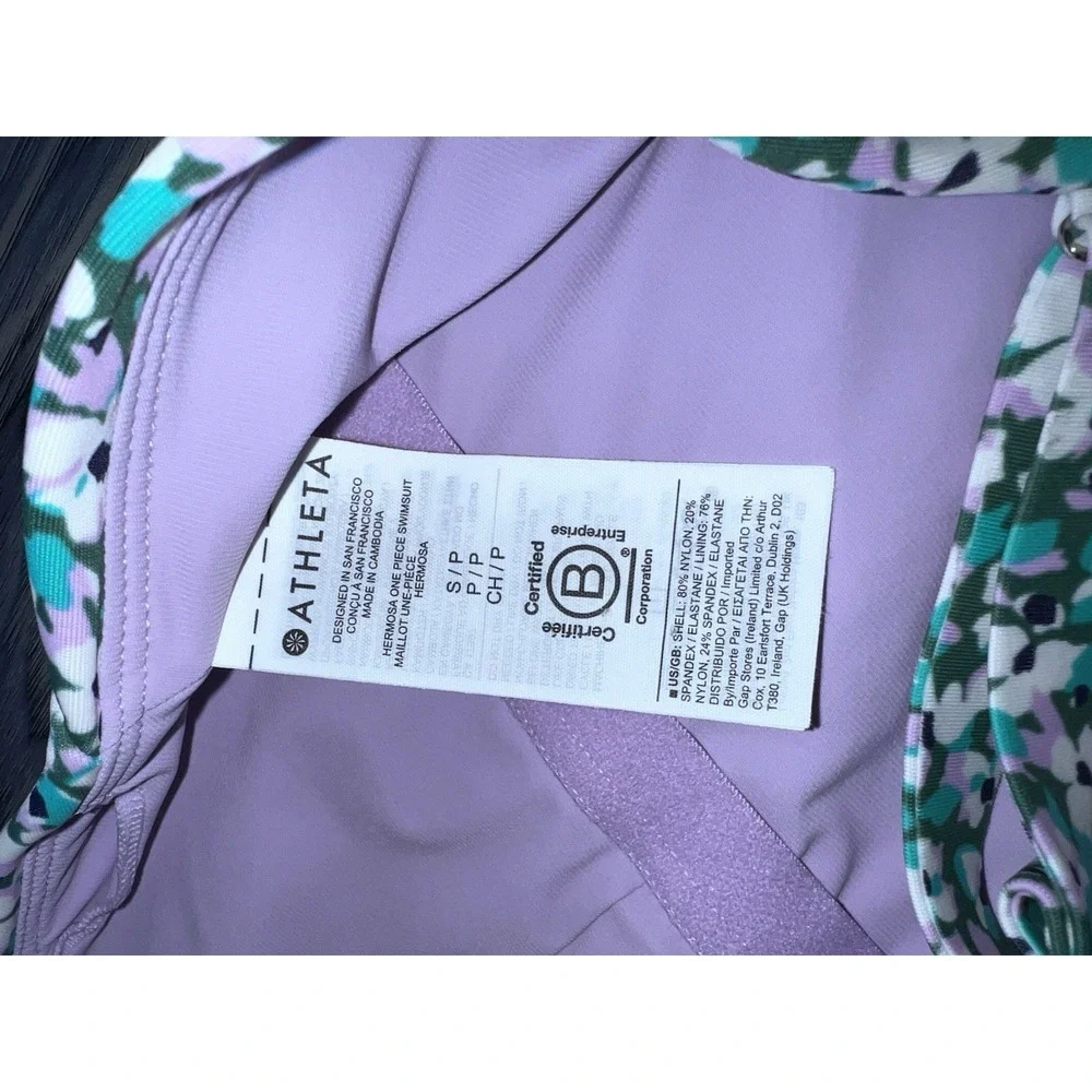 Athleta Womens Small Hermosa Ditsy Floral One Piece Flower Swimsuit Purple Lined